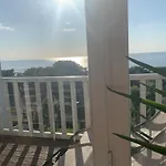 A En Famille Vue Apartment