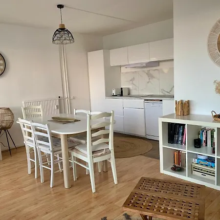 A En Famille Vue Apartmán *