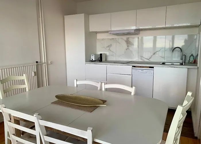 A En Famille Vue Trouville-sur-Mer